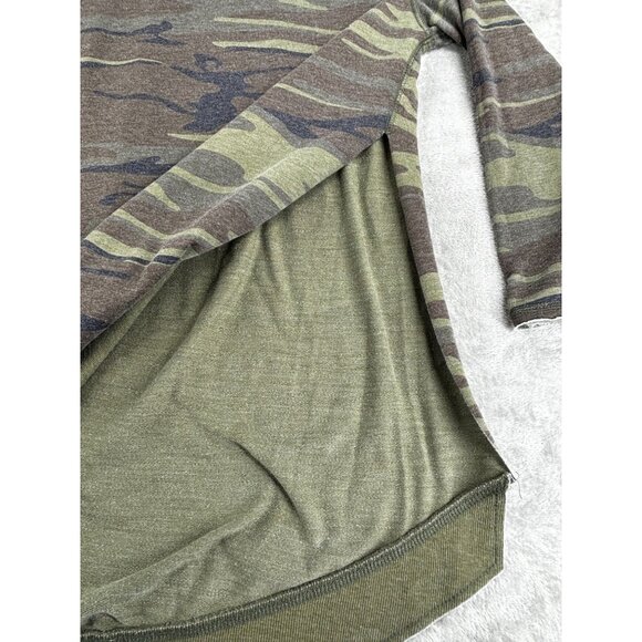 Z Supply Camo Sweater M Long Sleeve Crew Neck Distressed Hem Weekender Boho Slit - Picture 7 of 11